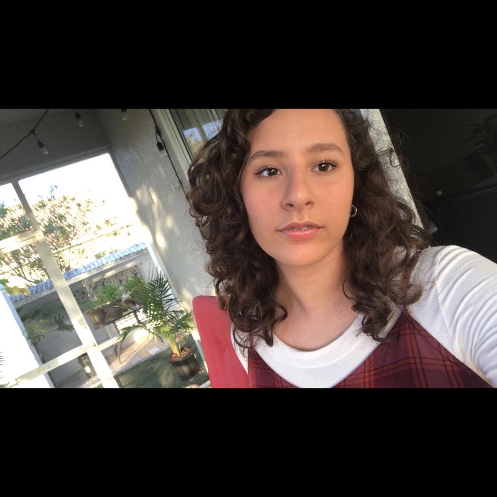 Meet your Posher, Maite